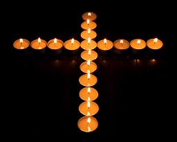 crucifix_candle_20